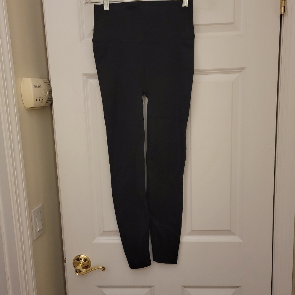 Fabletics L Sculptknit Set in Black